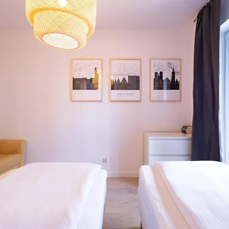 Niedaleko Dworca Od Wroclawapartament-pl * Вроцлав