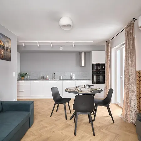 Niedaleko Dworca Od Wroclawapartament-pl * Breslavia